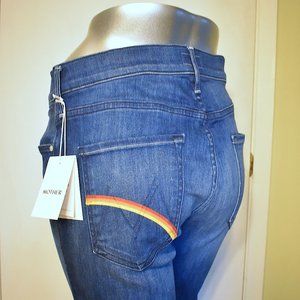 MOTHER | The Mid Rise Dazzler Crop Fray Squeeze it